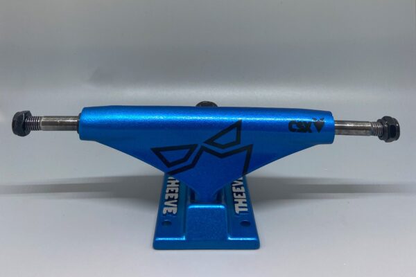 Theeve CSX Classic Blue Trucks