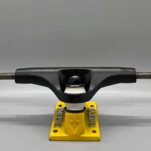 Theeve CSX Trucks Nick Palmquist Black/Yellow