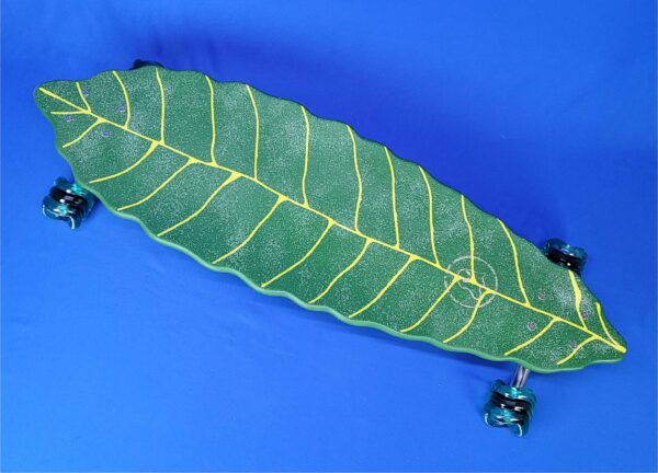 Custom skateboard / Longboard 2024 Leaf Green