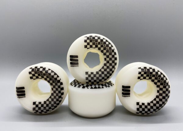 Embrace team "CHECKERS" Conical - 101A duro 56mm white