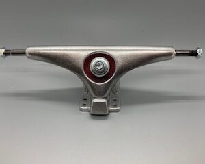 Gullwing Charger 10″ Silver